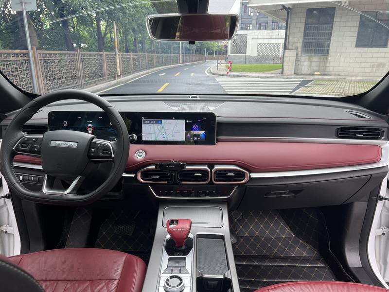 Jetour X70 Plus, 2024 — фото 9 из 12