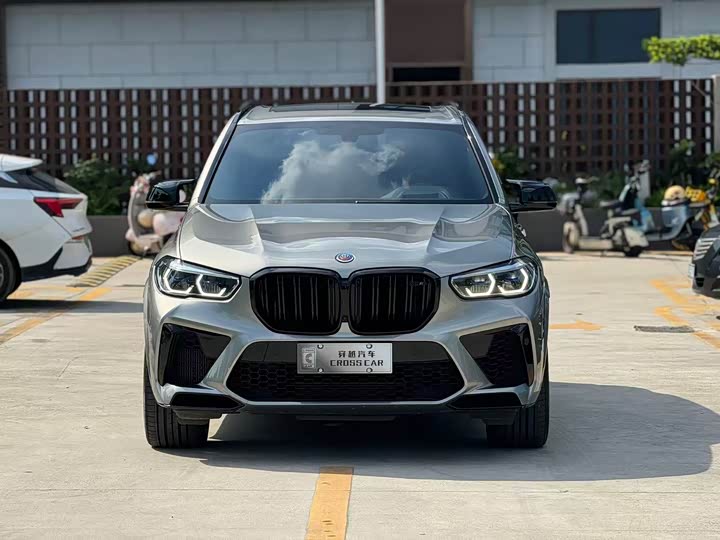 BMW X5 M, 2022 — фото 2 из 9