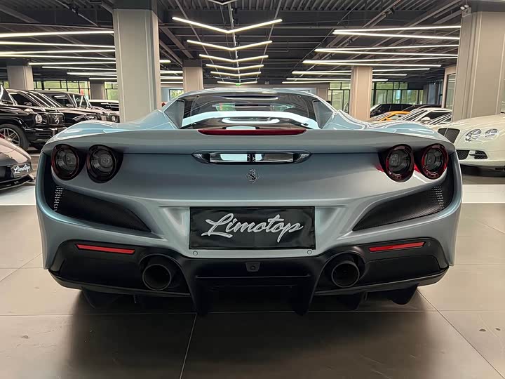 Ferrari F8, 2022 — фото 6 из 9