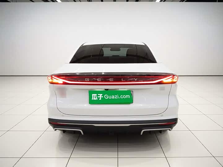 Geely Galaxy L6, 2024 — фото 4 из 9