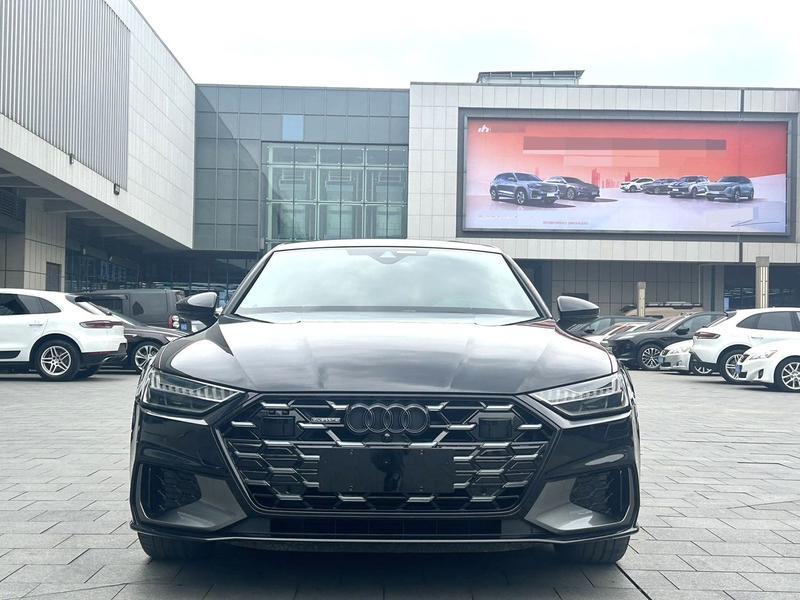 Audi A7L, 2024 — фото 2 из 12