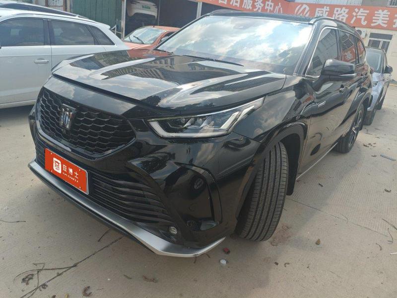 Toyota Crown Kluger, 2022 — купить в Кирове под ключ
