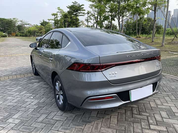BYD Qin Plus, 2023 — фото 4 из 9