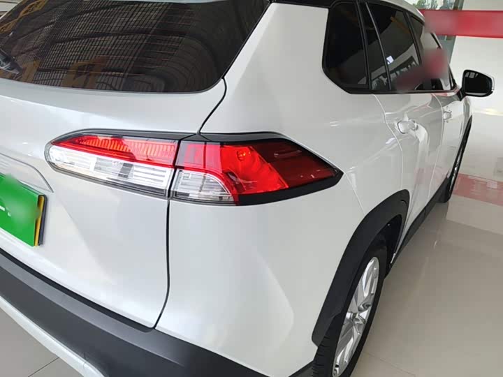 Toyota Corolla Cross, 2023 — фото 8 из 9