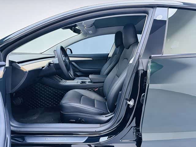 Tesla Model 3, 2022 — фото 8 из 9