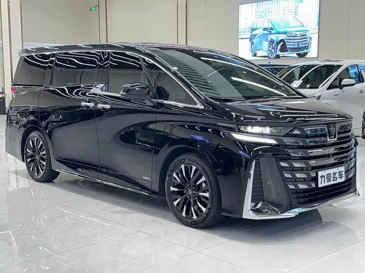 Toyota Vellfire, 2023 — фото 3 из 9