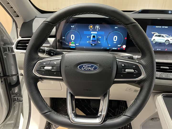 Ford Equator Hybrid, 2025 — фото 10 из 12
