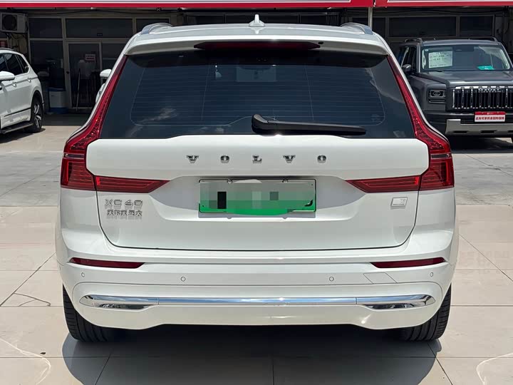 Volvo XC60 Hybrid, 2022 — фото 3 из 9