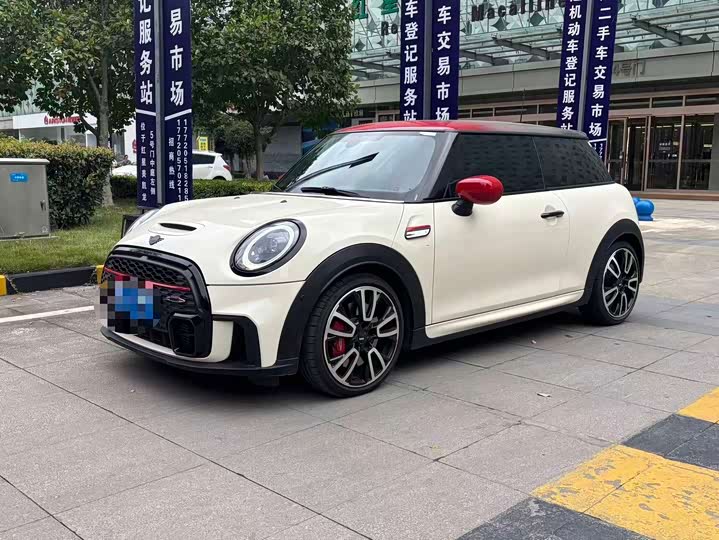 Mini Mini JCW, 2022 — фото 9 из 9