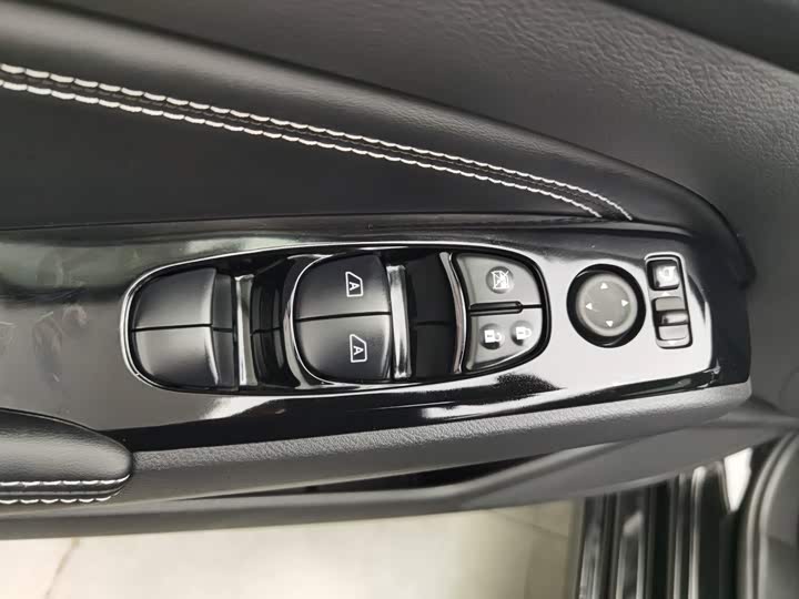 Nissan Teana, 2022 — фото 9 из 9