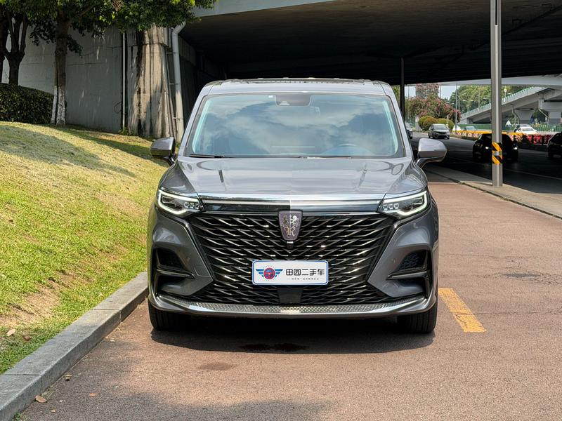 Roewe iMax 8, 2022 — фото 2 из 10