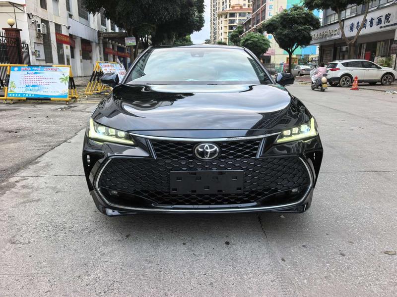 Toyota Avalon, 2023 — фото 2 из 10