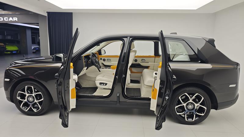 Rolls-Royce Cullinan, 2023 — фото 10 из 11