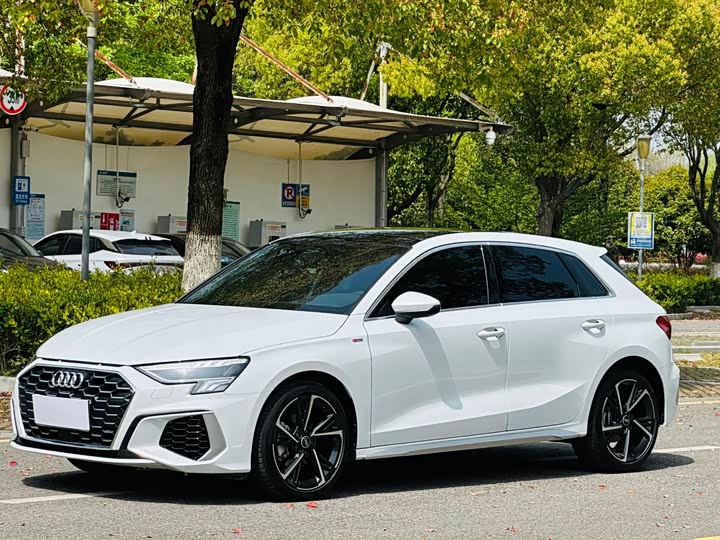Audi A3, 2023 — купить в Саранске под ключ