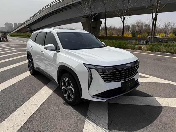 Geely Atlas L, 2024 — фото 3 из 9