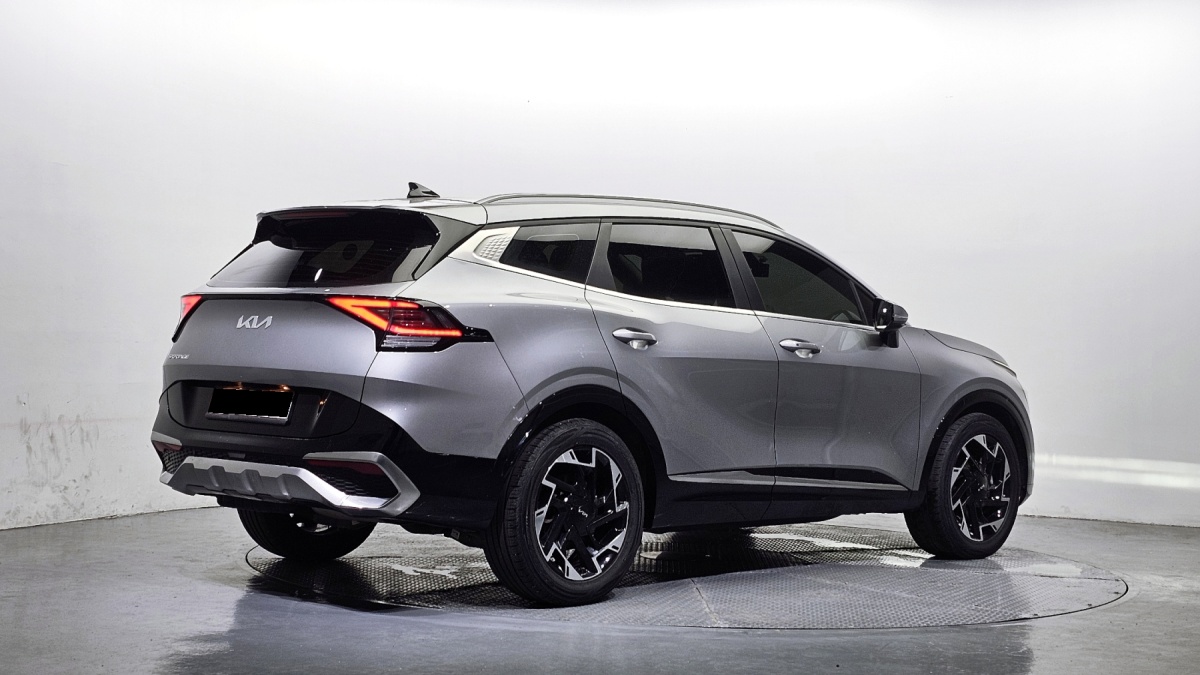 Kia Sportage, 2022 — фото 2 из 12