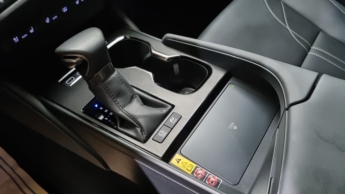 Lexus ES, 2023 — фото 9 из 12