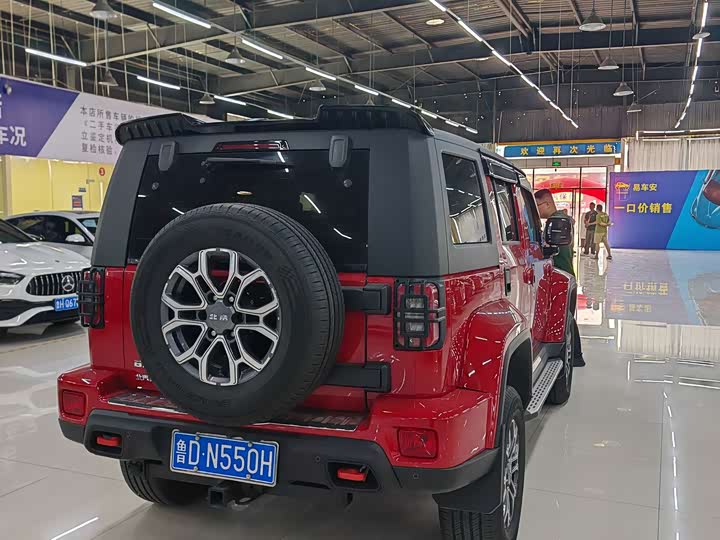 BAIC Beijing BJ40, 2026 — фото 3 из 5