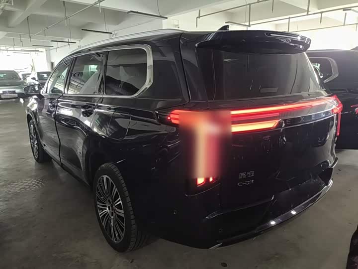 Exeed VX C-DM Hybrid, 2025 — фото 5 из 9