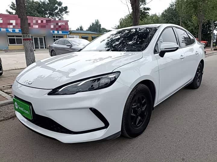 BYD Seal 05 DM-i Hybrid, 2025 — фото 2 из 9