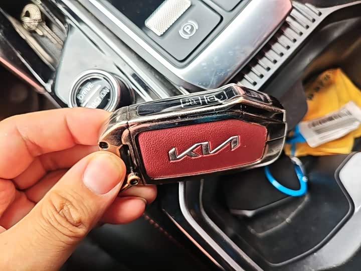 Kia Sportage GT-line, 2022 — фото 9 из 9