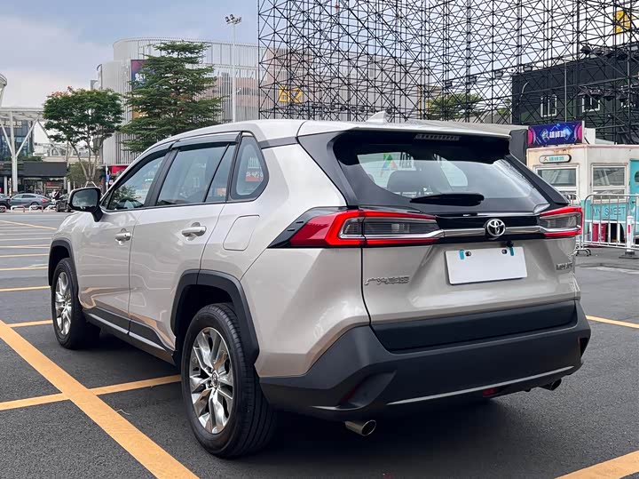 Toyota Wildlander, 2025 — фото 4 из 9
