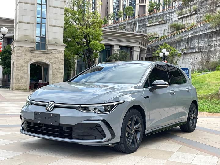Volkswagen Golf, 2022 — купить в Туле под ключ