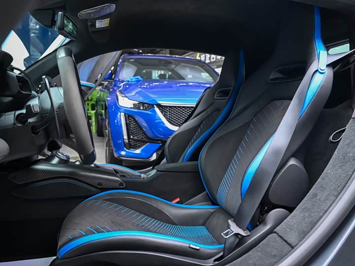 Maserati MC20, 2022 — фото 8 из 9