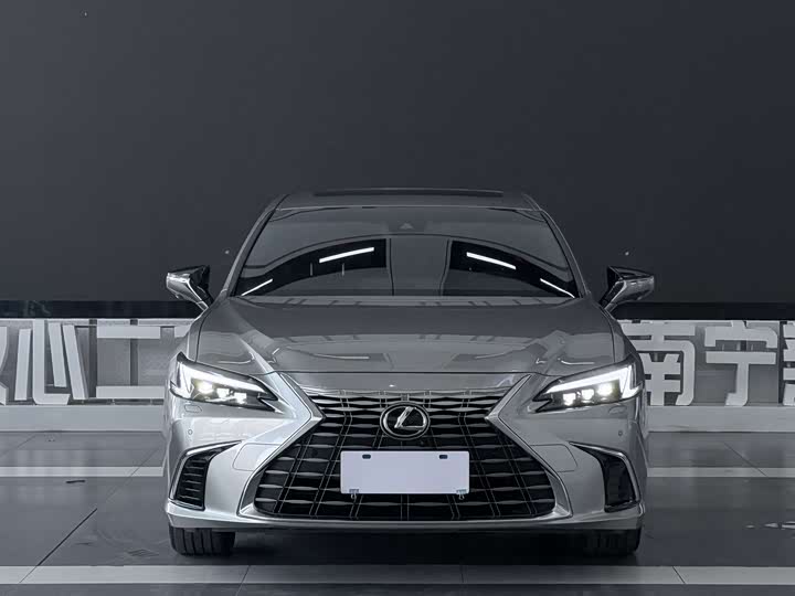 Lexus ES, 2025 — фото 2 из 9