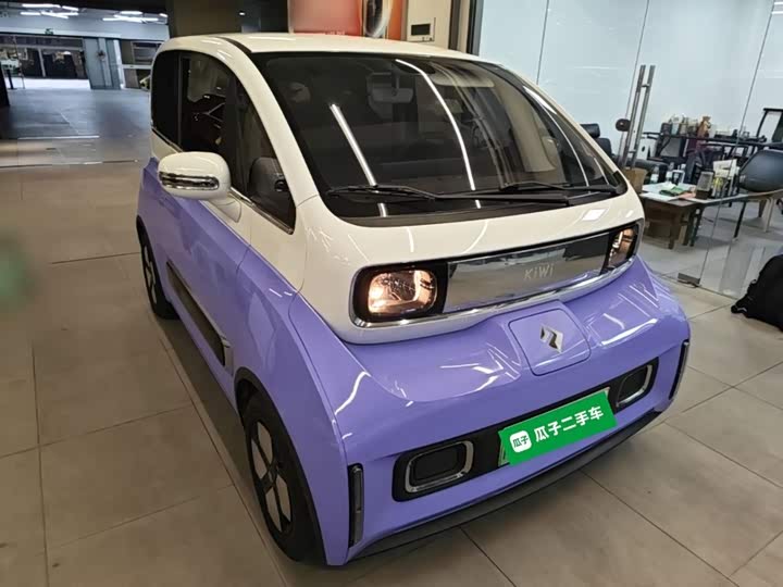 Baojun KiWi EV, 2024 — фото 4 из 9