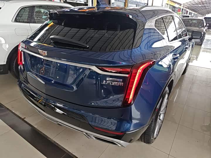 Cadillac GT4, 2024 — фото 7 из 9