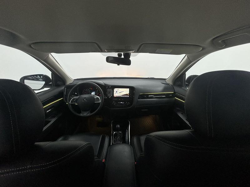 Mitsubishi Outlander, 2022 — фото 9 из 12