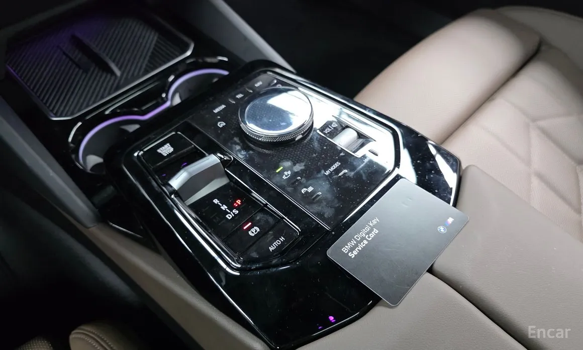 BMW 5 Series, 2025 — фото 9 из 12