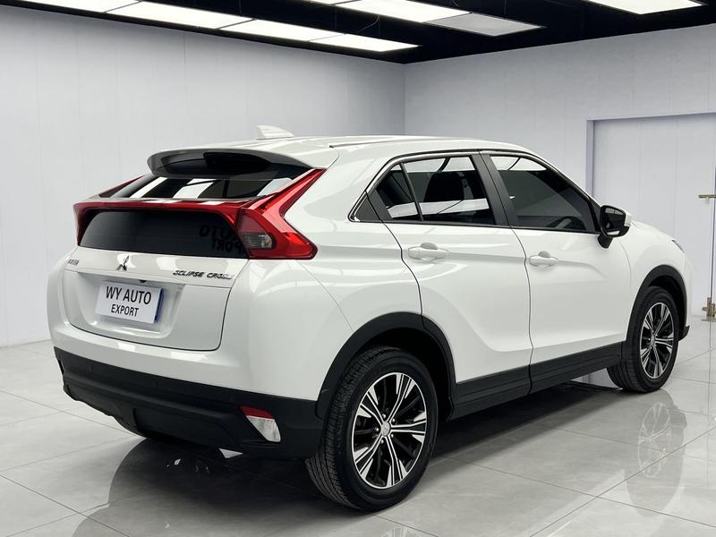 Mitsubishi Eclipse Cross, 2022 — фото 6 из 12