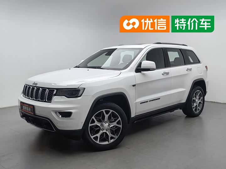 Jeep Grand Cherokee, 2022 — купить в Чебоксарах под ключ