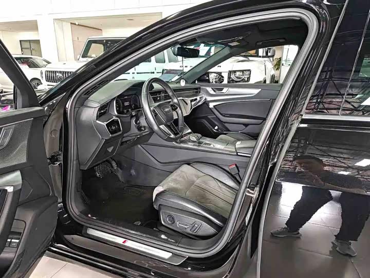 Audi A6L Hybrid, 2022 — фото 3 из 5
