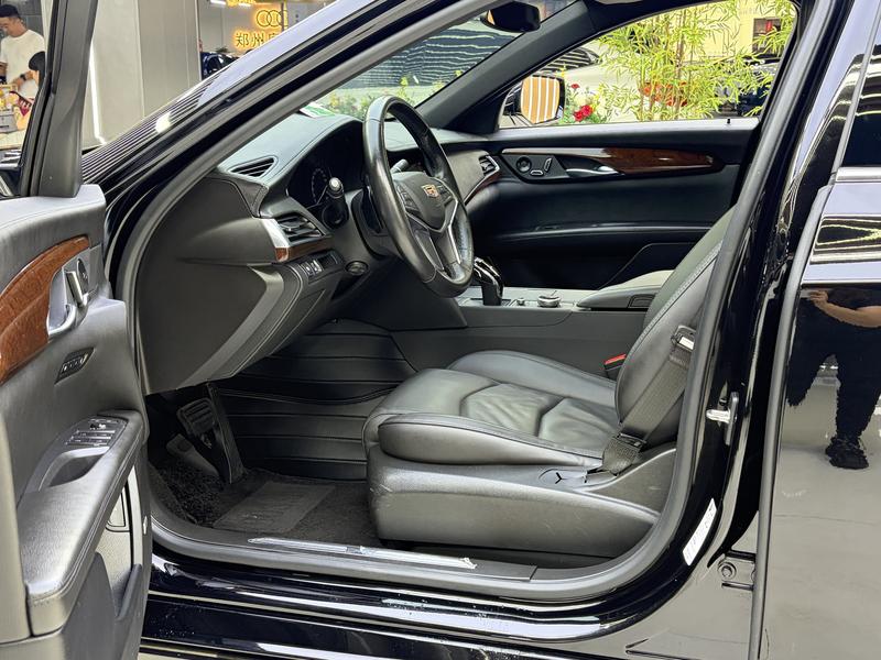 Cadillac CT6, 2022 — фото 11 из 12