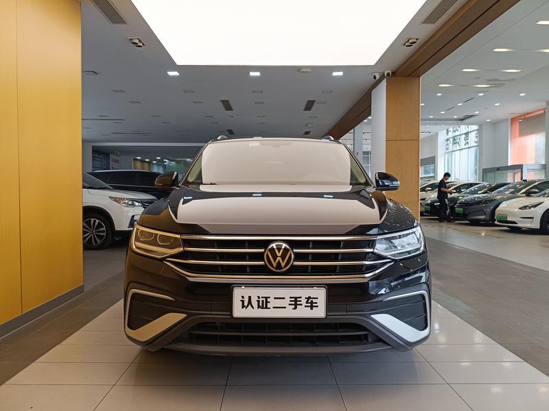 Volkswagen Tiguan L Pro, 2021 — фото 2 из 12