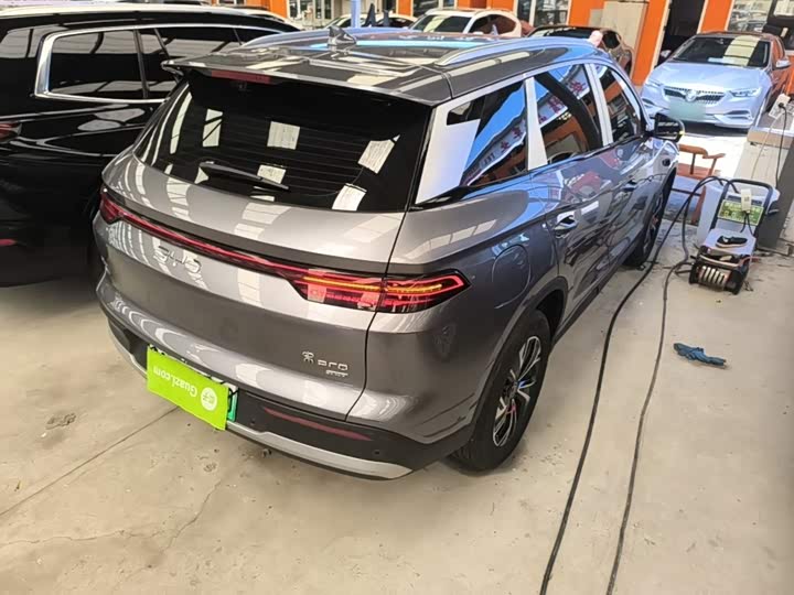 BYD Song Pro Hybrid, 2025 — фото 7 из 9