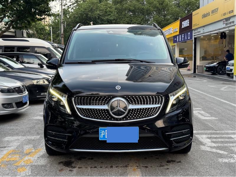 Mercedes-Benz V-Class, 2023 — фото 2 из 12