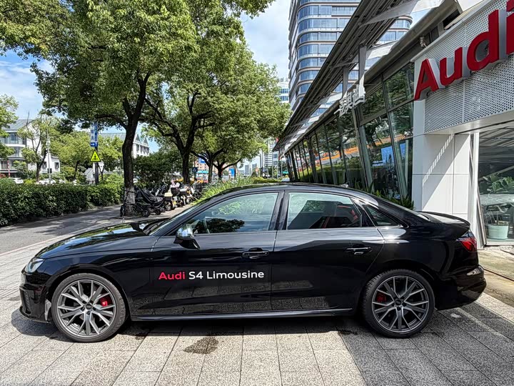 Audi S4, 2025 — фото 4 из 9
