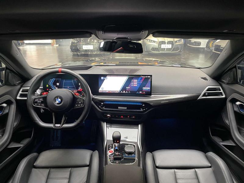 BMW M2, 2025 — фото 5 из 9