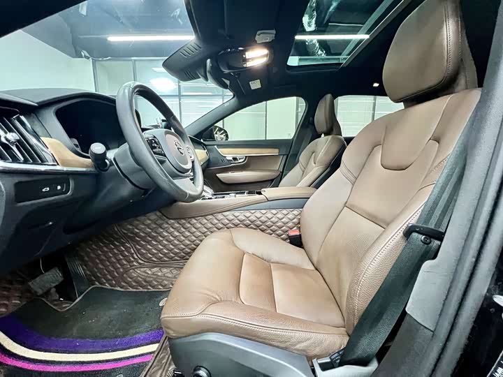 Volvo S90 Hybrid, 2024 — фото 5 из 9