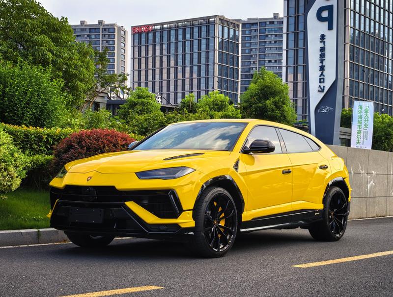 Lamborghini Urus, 2024 — купить в Оренбурге под ключ