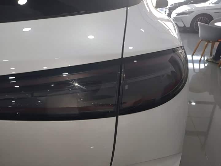 BYD Sea Lion 06 Hybrid/EV, 2025 — фото 8 из 9