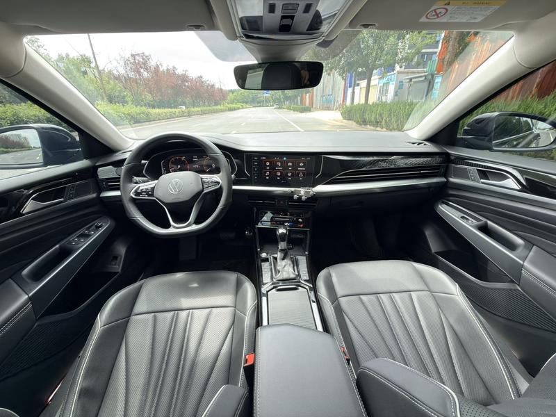 Volkswagen Passat, 2023 — фото 7 из 12