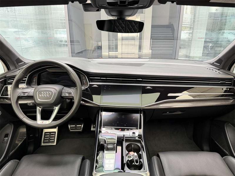 Audi SQ7, 2024 — фото 8 из 12