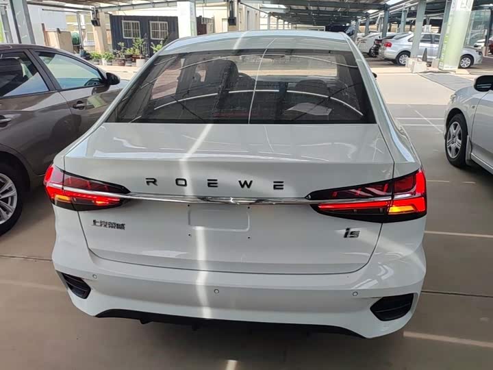 Roewe i5, 2022 — фото 6 из 9