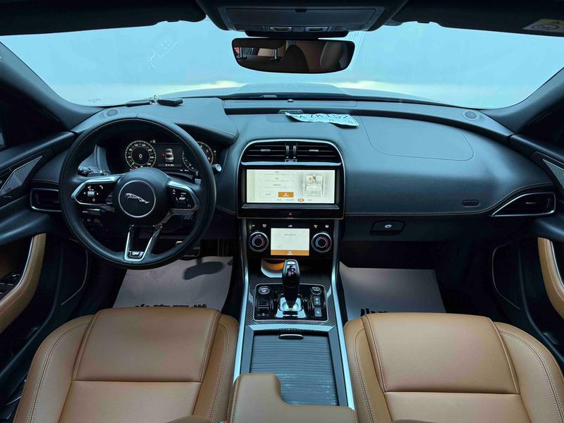 Jaguar XE L, 2024 — фото 7 из 11