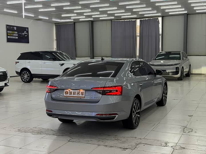 Skoda Superb, 2024 — фото 8 из 9